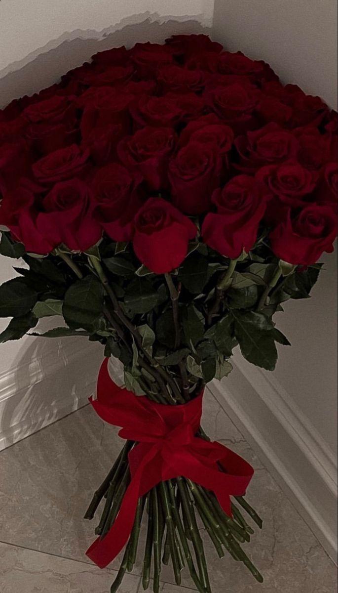 Grove Field Quill workshop space where corporate flower arrangements are designed and prepared for business delivery